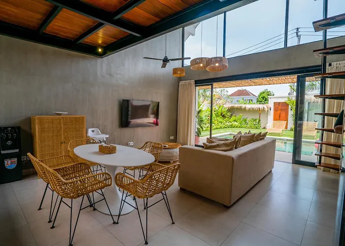 Casa Luna - 4br Near Canggu