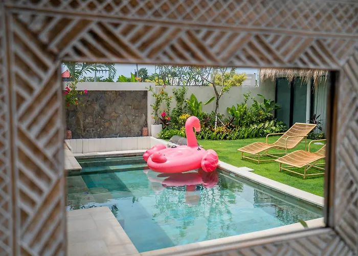 Casa Luna - 4br Near Canggu Villa